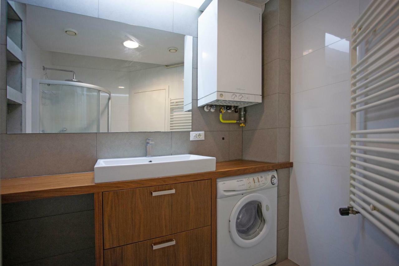 Maximus Apartment